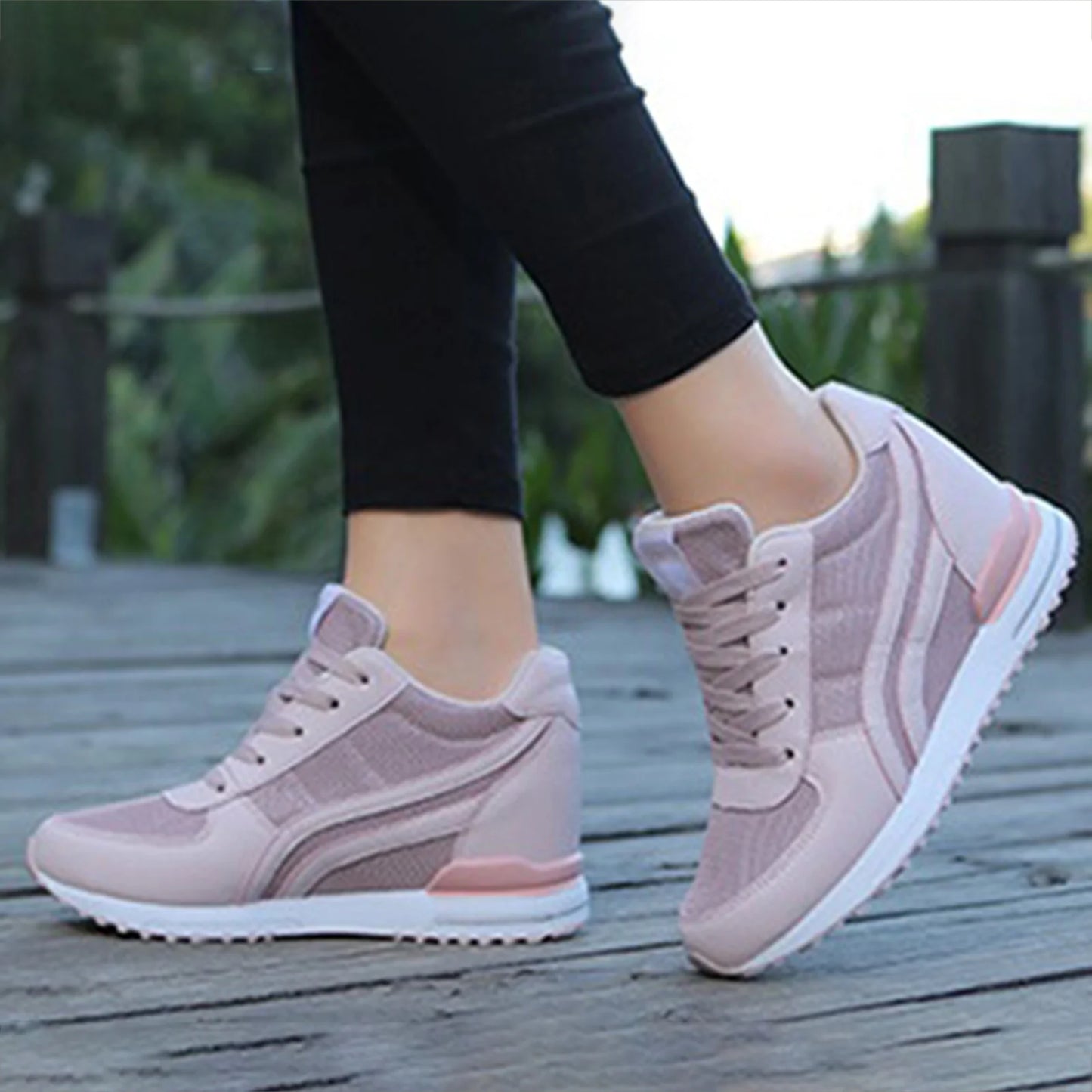 Zapatillas con cuña para mujer
